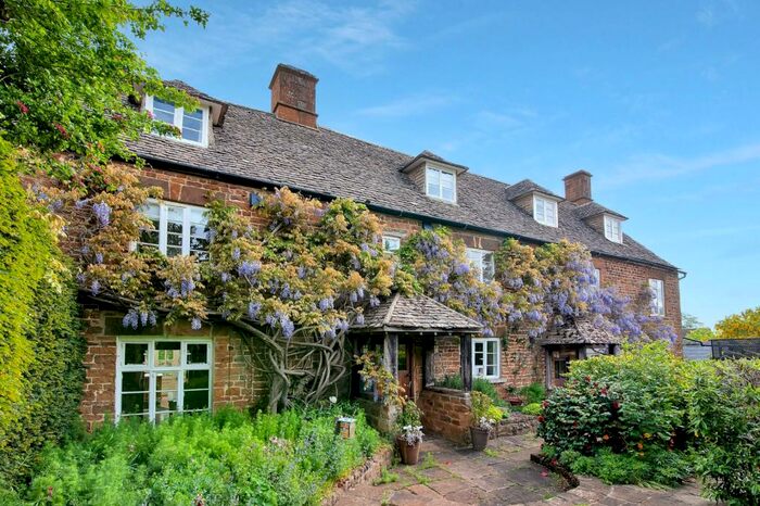 4 Bedroom Detached House To Rent In Shenington, Banbury, OX15