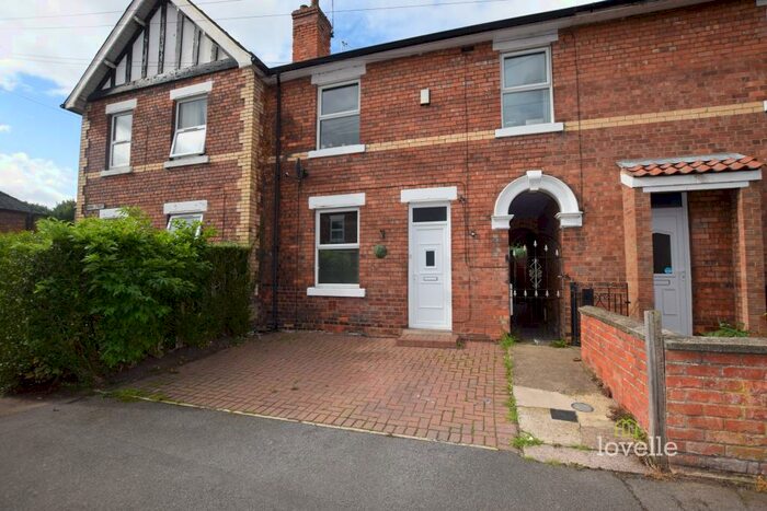 3 Bedroom Terraced House To Rent In Burns Street, Gainsborough, DN21