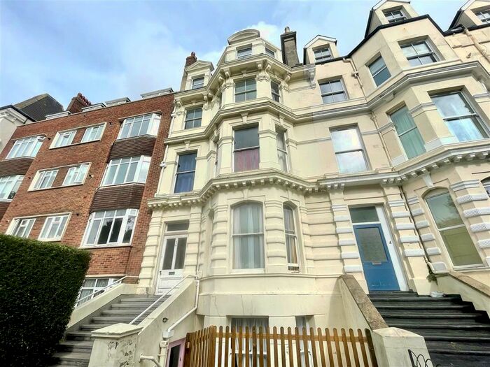 2 Bedroom Flat To Rent In Castle Hill Avenue, Folkestone, CT20