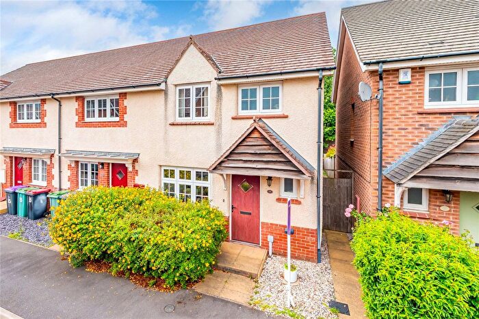 3 Bedroom End Terrace House For Sale In Oxmoor Avenue, Hadley, Telford, Shropshire, TF1
