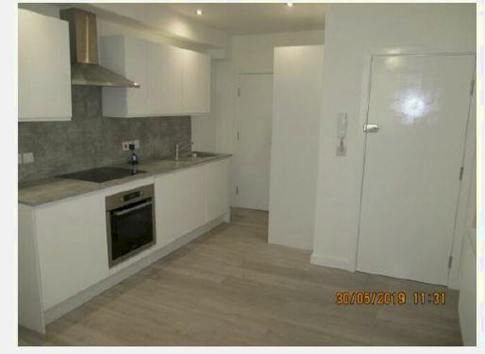 1 Bedroom Block Of Apartments To Rent In Priory Avenue, HP13