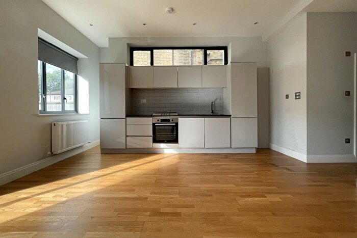 1 Bedroom Flat To Rent In Whitworth Road, London, SE25