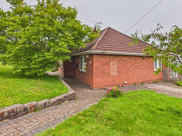 2 Bedroom Bungalow For Sale In Jonas Drive, Wadhurst, TN5