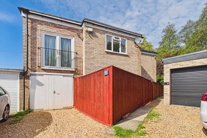 3 Bedroom End Of Terrace House For Sale In , Canterbury Close, Cambridge, Cambridgeshire, CB4