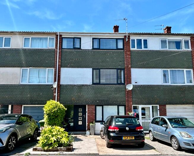 3 Bedroom House For Sale In Eaton Close, Fishponds, Bristol, BS16