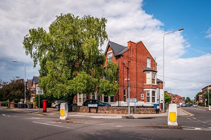 2 Bedroom Flat To Rent In Musters Road, West Bridgford, NG2