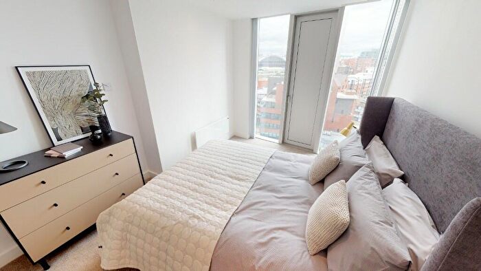 1 Bedroom Apartment To Rent In The Residences Manchester, Deansgate Square, Greater Manchester, M15