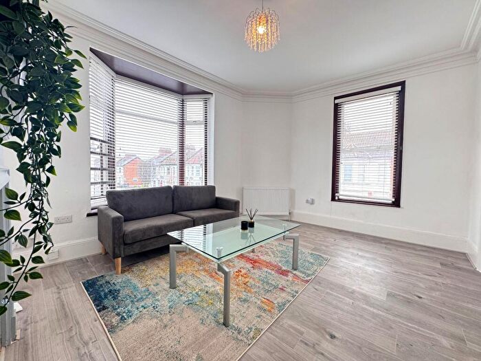 1 Bedroom Apartment To Rent In Lechmere Road, London, NW2