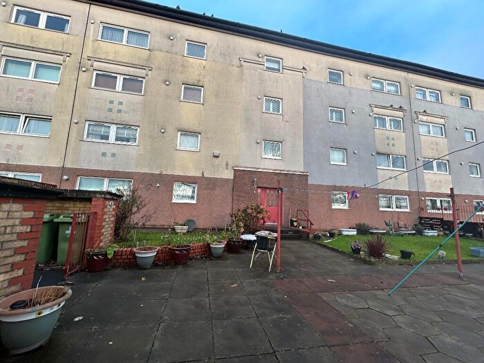3 Bedroom Flat To Rent In Rosemount Street, Blochairn, Glasgow, G21