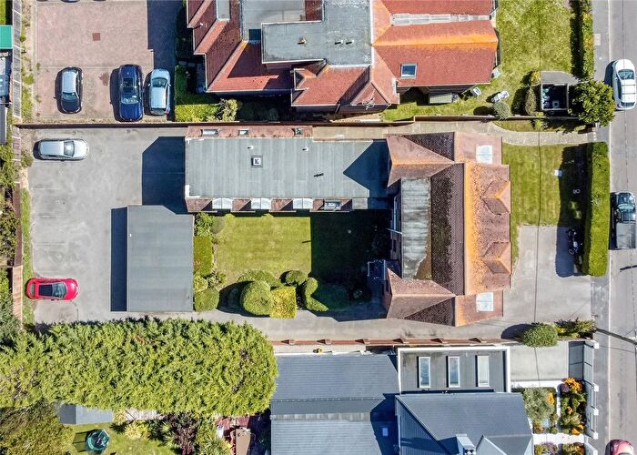 1 Bedroom Flat For Sale In Keyhaven Road, Milford On Sea, Lymington, Hampshire, SO41