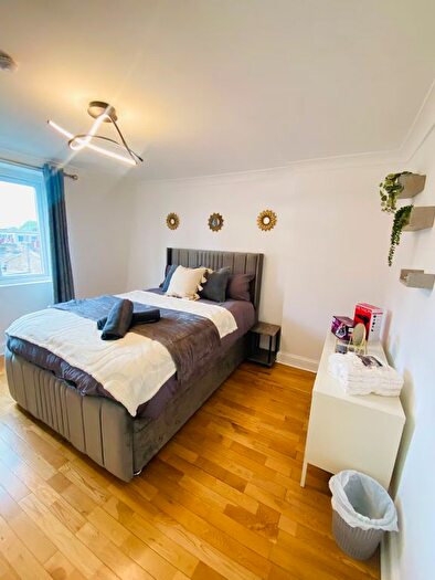 1 Bedroom Flat To Rent In Daltech, Kingsland Road, London, London, E8