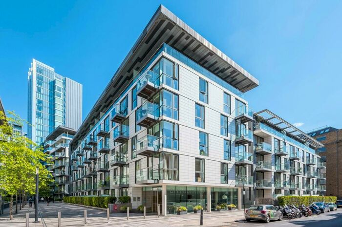 Studio To Rent In Times Square, Aldgate, London, E1