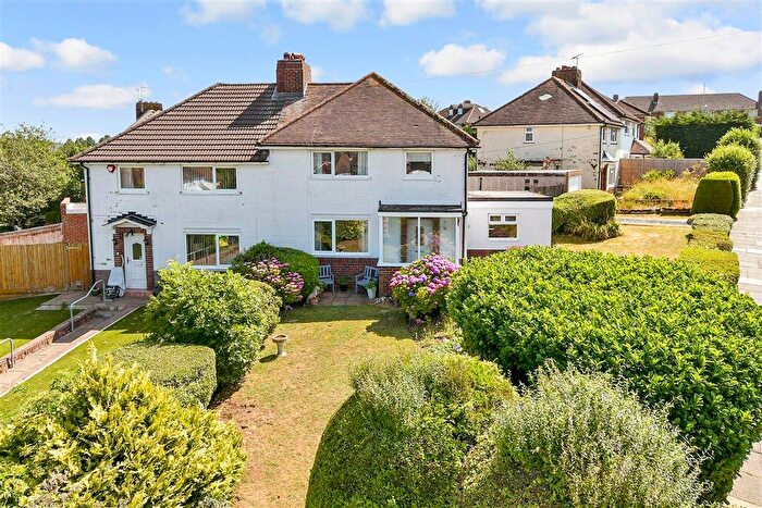 3 Bedroom Semi-Detached House For Sale In Woodbourne Avenue, Brighton, East Sussex, BN1