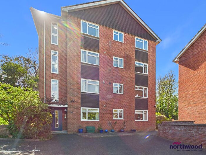 3 Bedroom Apartment To Rent In Silverdale Road, Lower Meads, Eastbourne, BN20