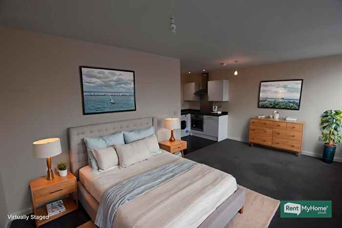 Studio To Rent In Burleys Way, Leicester, LE1