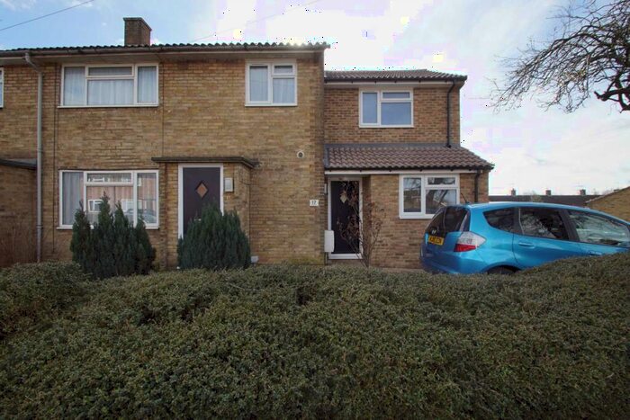 4 Bedroom End Of Terrace House To Rent In Turners Hill, Hemel Hempstead, HP2