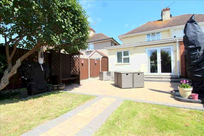 3 Bedroom Semi-Detached House To Rent In Shoeburyness, SS3