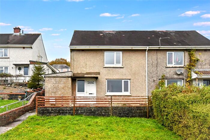 2 Bedroom Semi Detached House For Sale In Maesyfelin, Pontyberem, Llanelli, Carmarthenshire, SA15