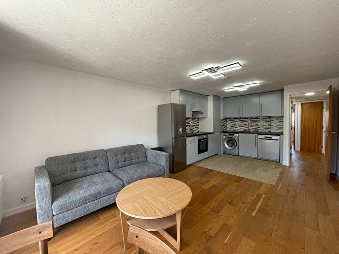 1 Bedroom Flat To Rent In Portman Gate, Marylebone, London, NW1