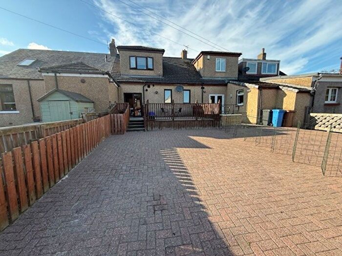3 Bedroom Terraced House For Sale In Lochleven Road, Lochore, KY5