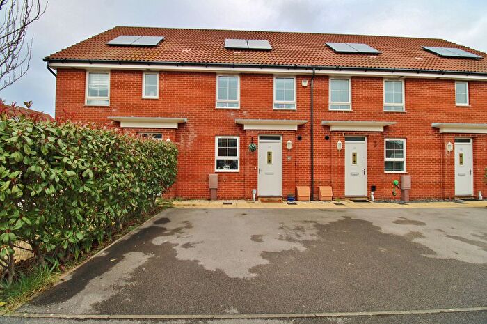 2 Bedroom Terraced House For Sale In Cockerell Close, Lee-On-The-Solent, PO13