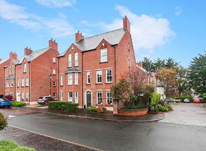 4 Bedroom Semi-Detached House For Sale In Danesfort Park South, Belfast, BT9