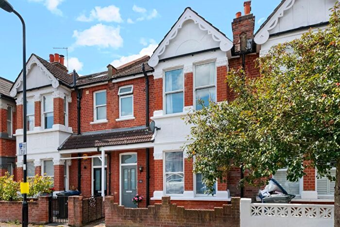3 Bedroom Terraced House To Rent In Jersey Road, Hanwell, London, W7