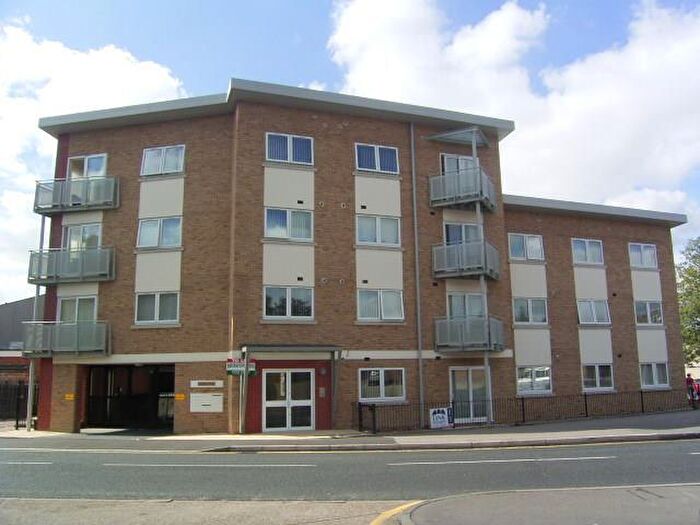 2 Bedroom Flat To Rent In Brazemore Court, Hornchurch, RM12