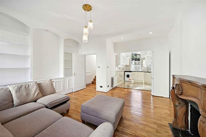2 Bedroom Flat To Rent In Sussex Place, London, W2