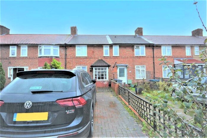 3 Bedroom Terraced House To Rent In Blundell Road, Edgware, HA8