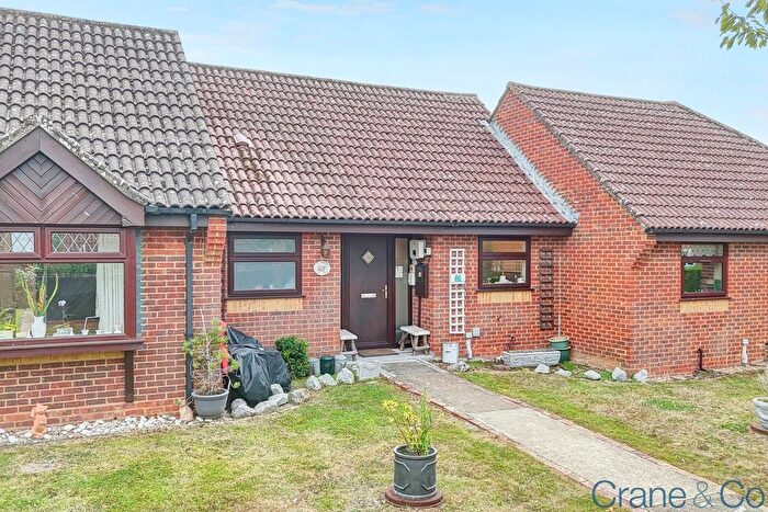 1 Bedroom Property For Sale In The Cedars, Hailsham, BN27