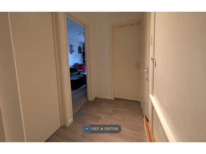 2 Bedroom Flat To Rent In Crawford Place, Newbury, RG14