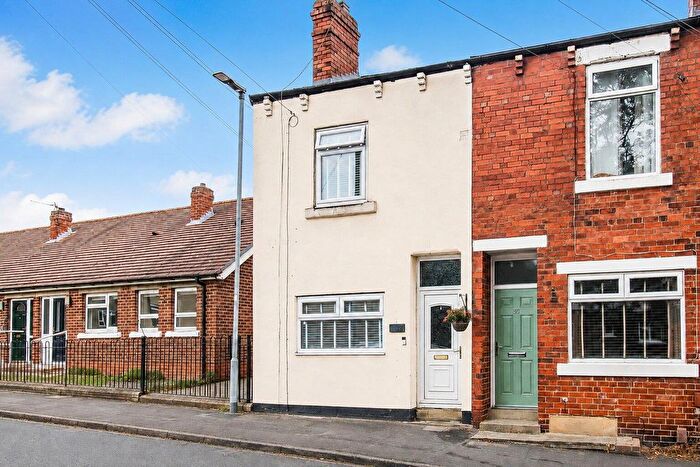 2 Bedroom End Of Terrace House For Sale In Annie Street, Outwood, Wakefield, WF1