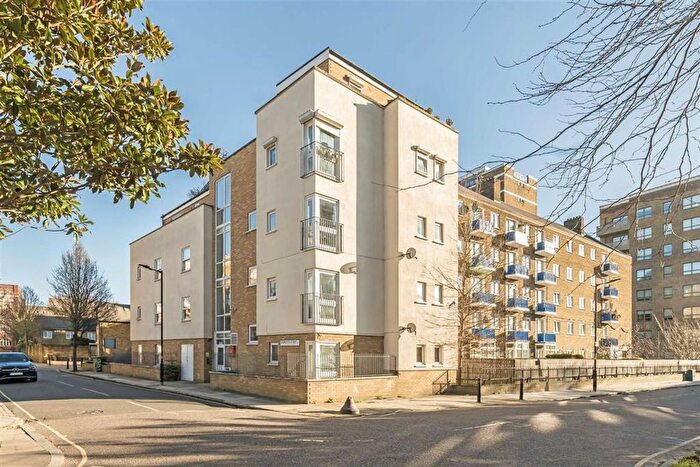 2 Bedroom Flat For Sale In Deverell Street, London Bridge, SE1