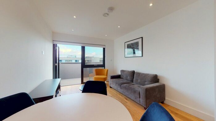 1 Bedroom Flat To Rent In New Horizons Court, Brentford, TW8