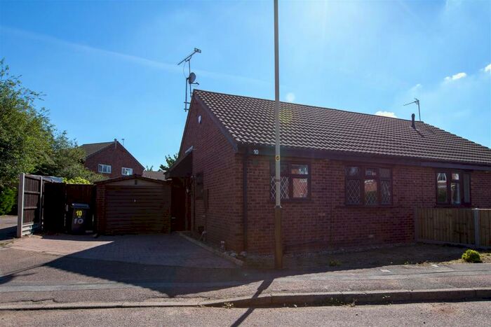 2 Bedroom Bungalow To Rent In Warren View, Leicester, LE4