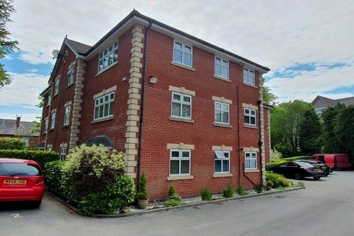2 Bedroom Flat To Rent In Devonshire Court, Bolton BL1