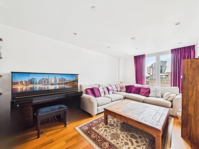 1 Bedroom Flat To Rent In The Hayes, Cardiff, CF10