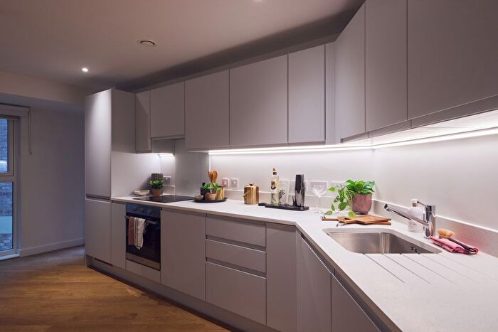 2 Bedroom Flat To Rent In Birmingham, B1