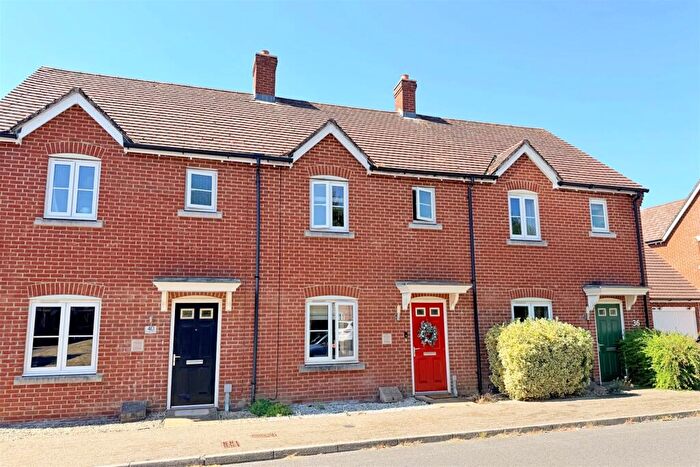 2 Bedroom Terraced House To Rent In Blandford, DT11