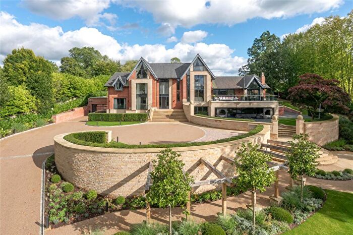 6 Bedroom Detached House For Sale In Alderley Edge, Cheshire, SK9