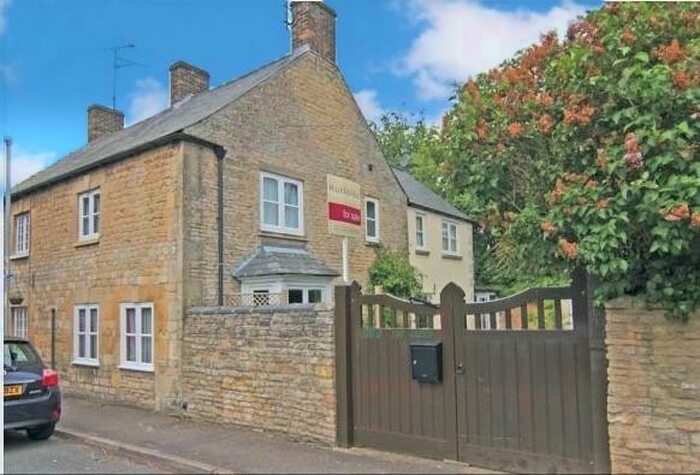 3 Bedroom Character Property To Rent In The Green, Castor, Peterborough, PE5