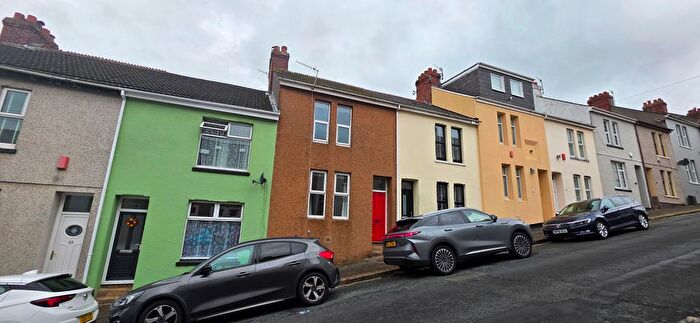 2 Bedroom Terraced House To Rent In Keyham Street, Plymouth, PL5
