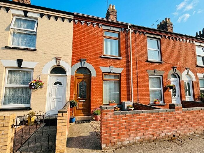 2 Bedroom Terraced House For Sale In Stafford Road, Great Yarmouth, NR31