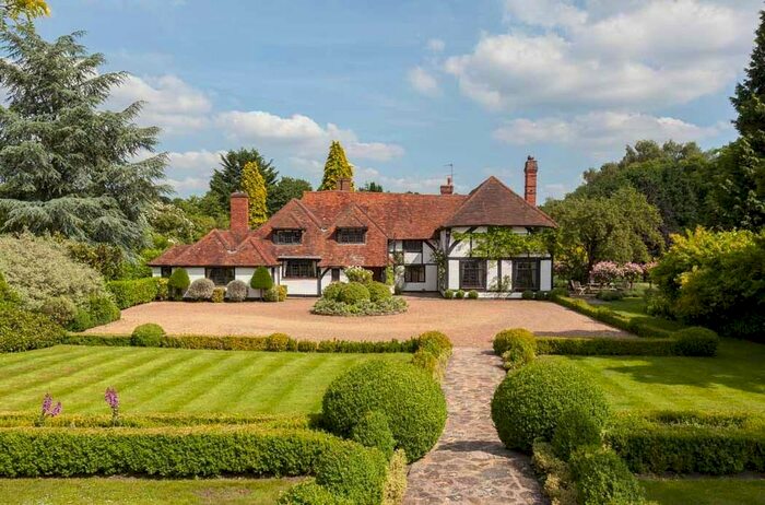 5 Bedroom Property To Rent In Steep Hill, Chobham, Woking, GU24