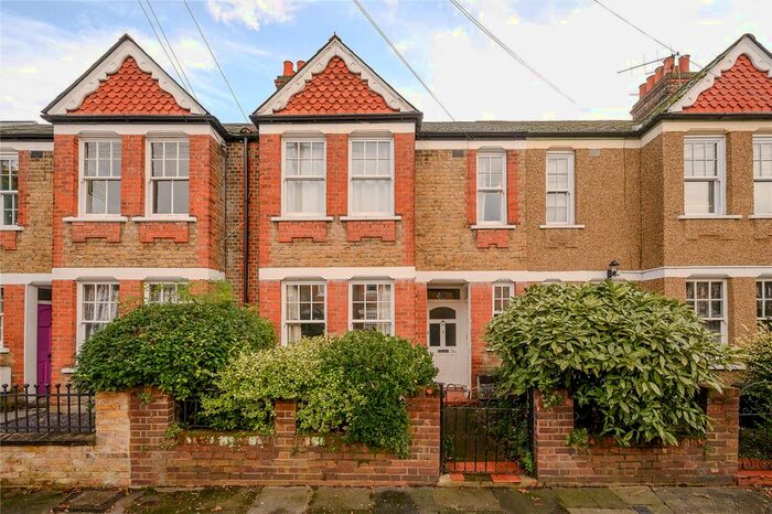 1 Bedroom Flat To Rent In Chilton Road, Richmond, Uk, TW9