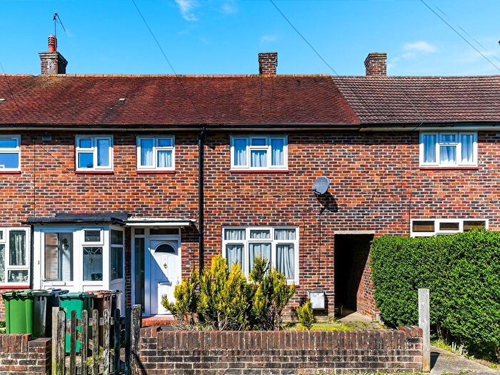 3 Bedroom Terraced House For Sale In Serpentine Green, Merstham, Redhill, RH1