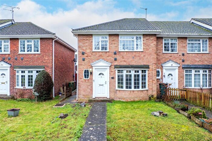 3 Bedroom Semi Detached House For Sale In Willington Street, Maidstone, Kent, ME15