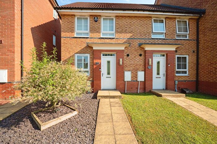 2 Bedroom End Of Terrace House For Sale In Richmond Lane, Kingswood, Hull, HU7
