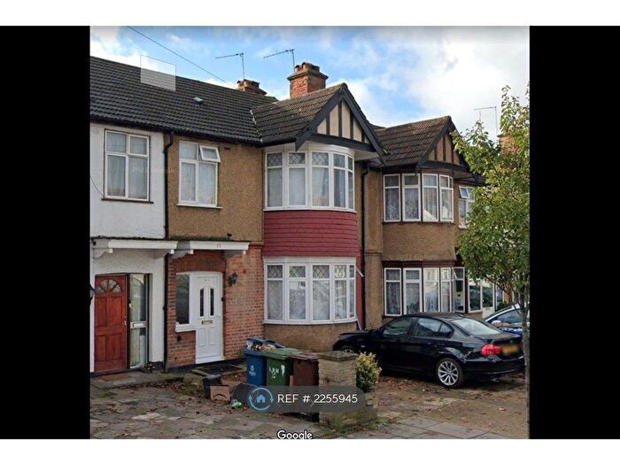 3 Bedroom Terraced House To Rent In Christchurch Avenue, Harrow, HA3